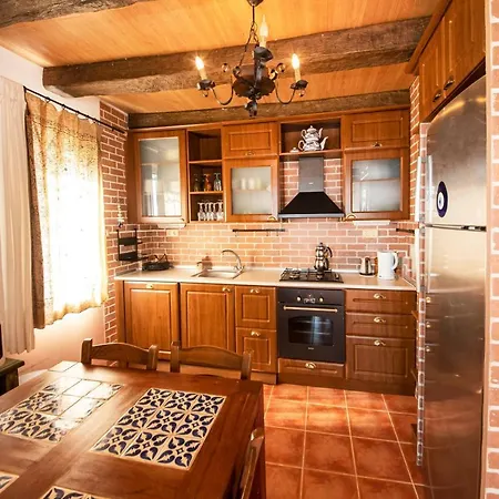 Charming With Shared Pool, Balcony, Terrace And Backyard In Bodrum * Karabag